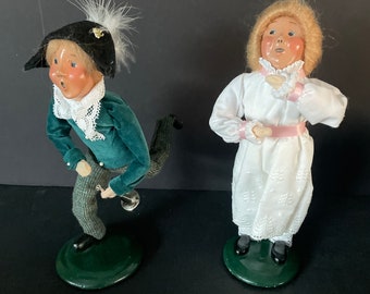 Vintage Byers’ Choice Ltd, the Carolers, sold separately