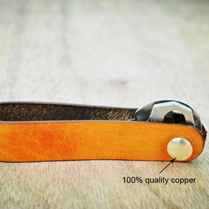 Leder Schlüsselanhänger, Schlüsselanhänger, Schlüsselanhänger, Schlüsselanhänger, Schlüsselanhänger Leder, Schlüsselanhänger, personalisierte Geschenke, Monogramm, LT590 Orange