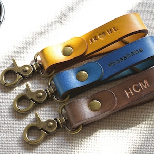 Keychain, key chain, mens, handmade leather keychain, mens keychain, leather key fob, personalized womens, gift for mom, custom keychain