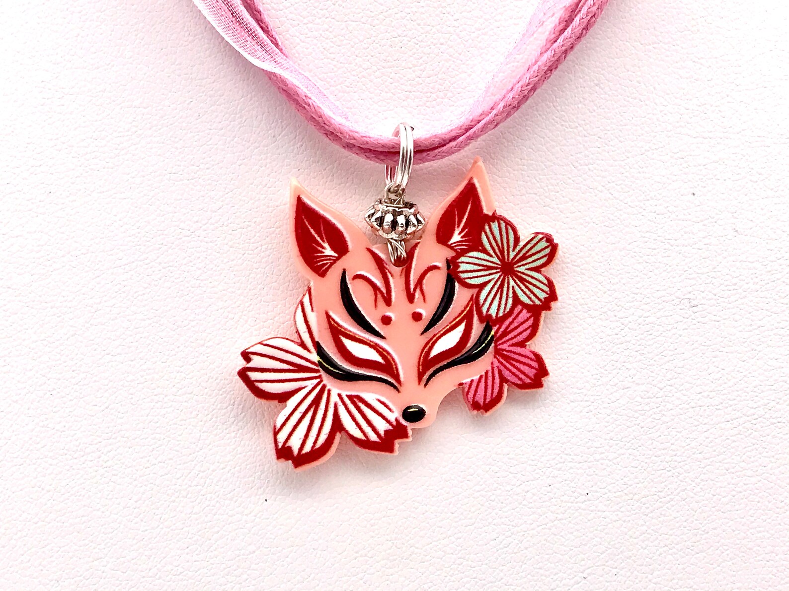 Collier de renard kitsune collier de renard choker neuf queues | Etsy