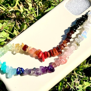 Correa para teléfono con piedras preciosas arcoíris / Abalorio de cristal / Degradado con cristales curativos / Cordón personalizable / Pulsera con piedras de yoga