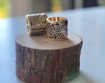 Fjalar - large bronze beard bead - 9 mm inside diameter - Viking beard ring