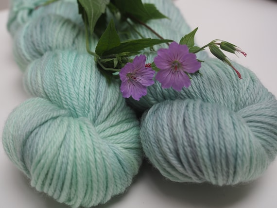 Perfect Sweater DK Weight Superwash Merino Yarn - Grey Mint