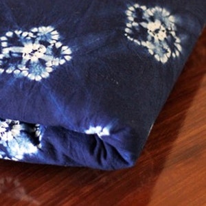 Shibori Indigo Cotton Fabric - Table runner Tea towel Plum blossom Blue Vintage -Natural hand dyed - Plant dyes Clothing Tie dye