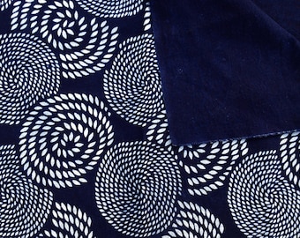 Shibori/Indigo/Blue/Navy/Cotton Fabric/Circle with leaf/Table cloth/Vintage/Natural hand dyed/Plant dye/Clothing/Tie dye/China/Sewn/Thealese