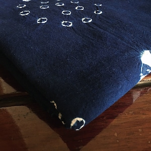 Shibori Indigo Cotton Fabric - Vintage Tablecloth - Navy Tea towel - Natural hand dyed/ Plant dyes - Cotton - Clothing - Sewing - Tie dye