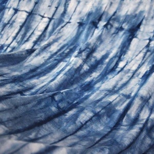 Plant dyes hand dyed blue cloth - Shibori dyed Natrural Variegated indigo fabric - Tie dyed Linen Clothing Supplies - Blue and white cloth
