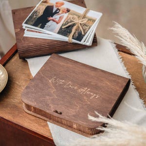 Walnotenhouten fotodoos met gravure – Premium bruiloftspresentatie voor professionele fotografen