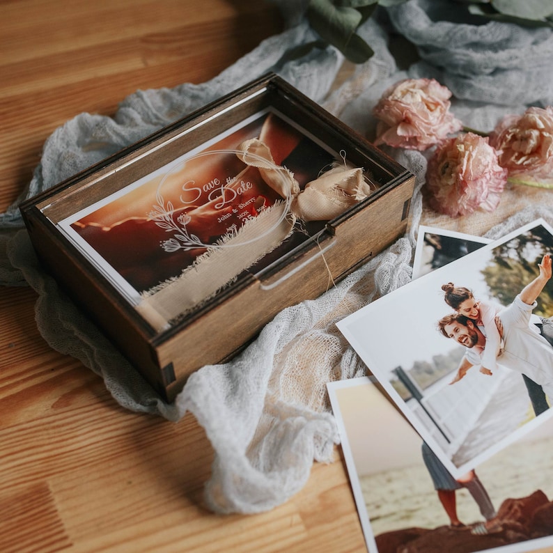 5x7 memory photo box with acrylic lid, wooden photo box for 13x18 cm prints, wedding photo presentation gift box, boudoir photo box Walnut