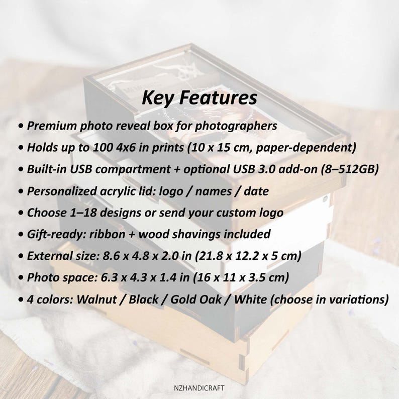 Infographic: key features, size and optional USB 3.0 upgrade for personalized wooden 4x6 photo box.