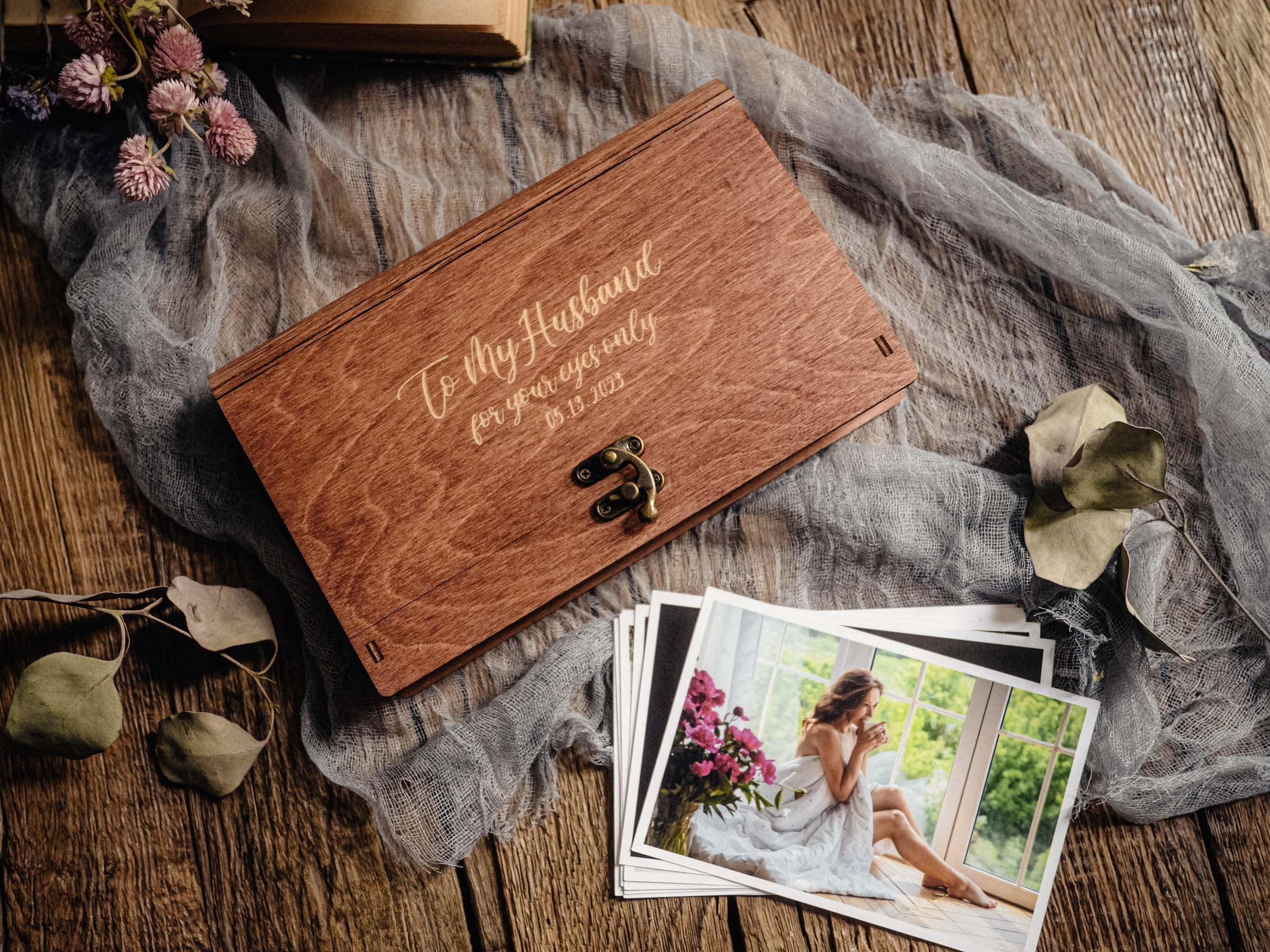 Cadboad Photo Boxes 5x7 Fo Pictues, Family Photos Stoage