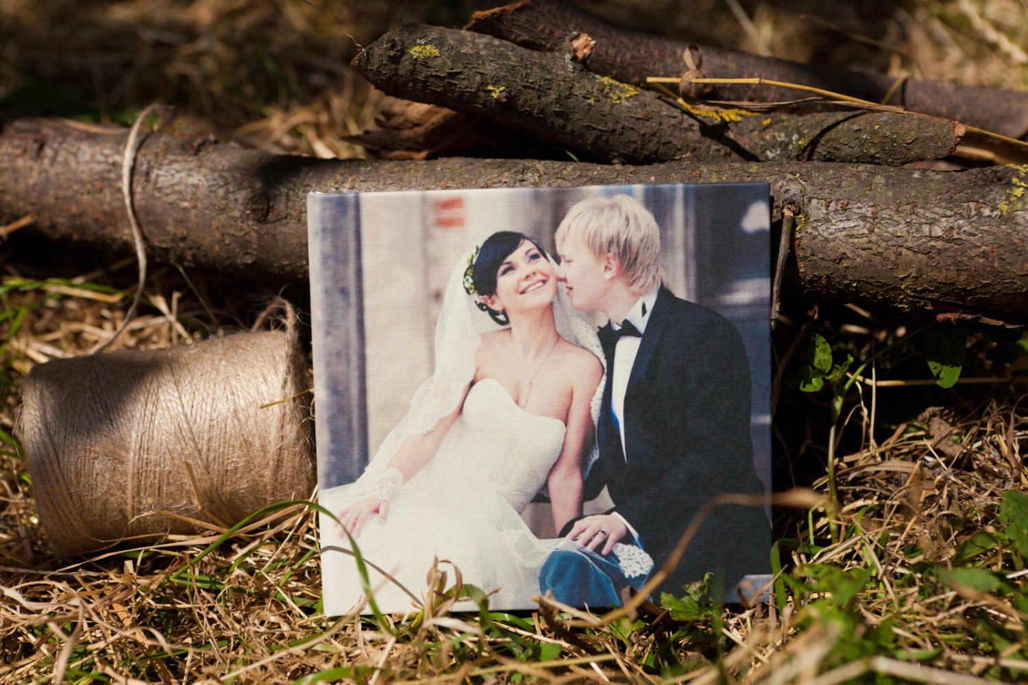 Wooden Photo Box With Personalize Acrylic Lid for 4x6 Prints Hold