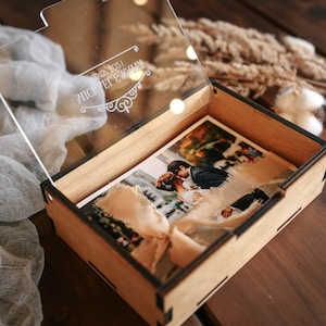 5x7 memory photo box with acrylic lid, wooden photo box for 13x18 cm prints, wedding photo presentation gift box, boudoir photo box Gold Oak