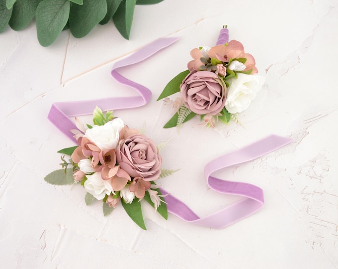 Flower corsage