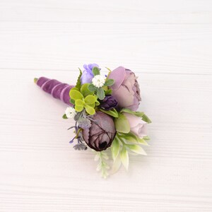 Flower boutonniere purple plum, wedding boutonniere for groom, groomsmen boutonniere