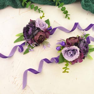 Prom Floral corsage Black Plum Violet floral boutonniere prom Pocket flower groom Wedding flower corsage bridesmaids Deep purple black