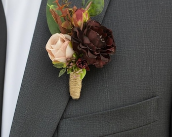 Burgundy blush boutonniere groom Marsala Wedding buttonhole for men Gromsmen pin boutonniere Flowers for Groom Floral boutonniere Maroon