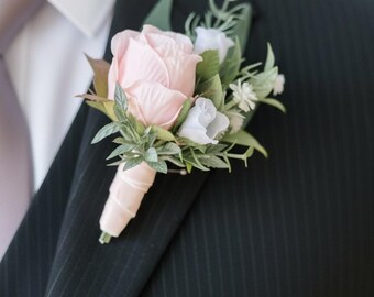 Flower boutonniere blush white Pink buttonhole for Groom Boho Boutonniere Groomsmen Rustic Wedding boutonniere Best Man
