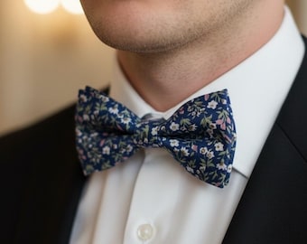 Blue floral bow tie for Groom Boho wedding necktie Navy Suspenders for Boys Pretied bowtie for Groomsmen Boho Bow tie Navy