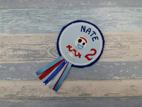 Toy Fork Birthday Badge Rosette - Personalised Party Badge - Celebration Party Gift - Cowboy Friend Badge Pin Il_570xn
