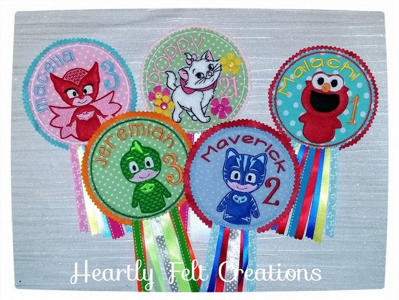 Cow Birthday Badge Girls Badge Badge for Her Party Gift Felt Rosette Personalized Birthday Badge Barnyard Party Gift for Girls