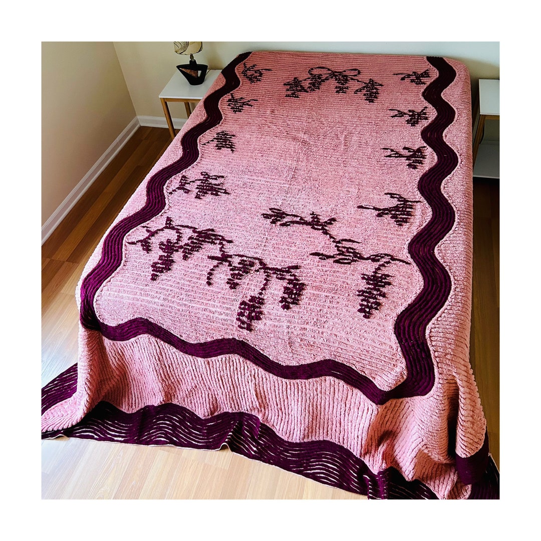 Vintage Tufted Chenille Leaf and Branch Bedspread // 1950s Etsy