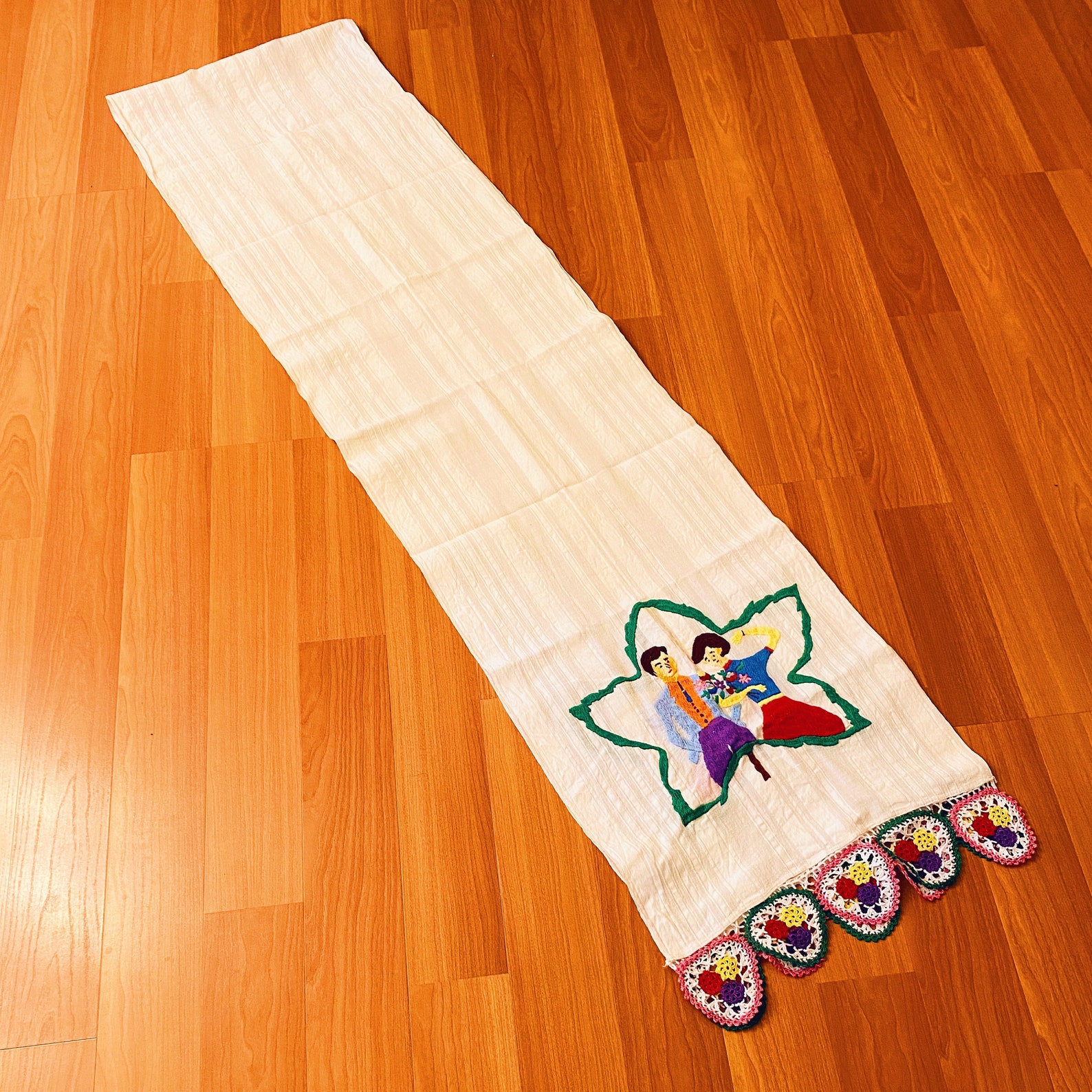 Vintage Folk Art Table Runner With Embroidered Bride and Groom - Etsy