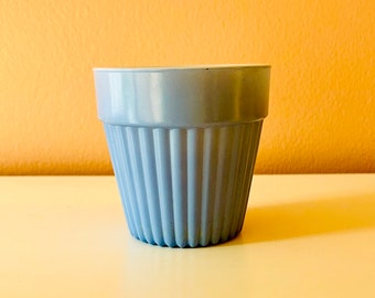 Mid-century blue milk glass flowerpot // 1950s periwinkle painted ribbed plant pot // Pyrex Moderntone planter pottery