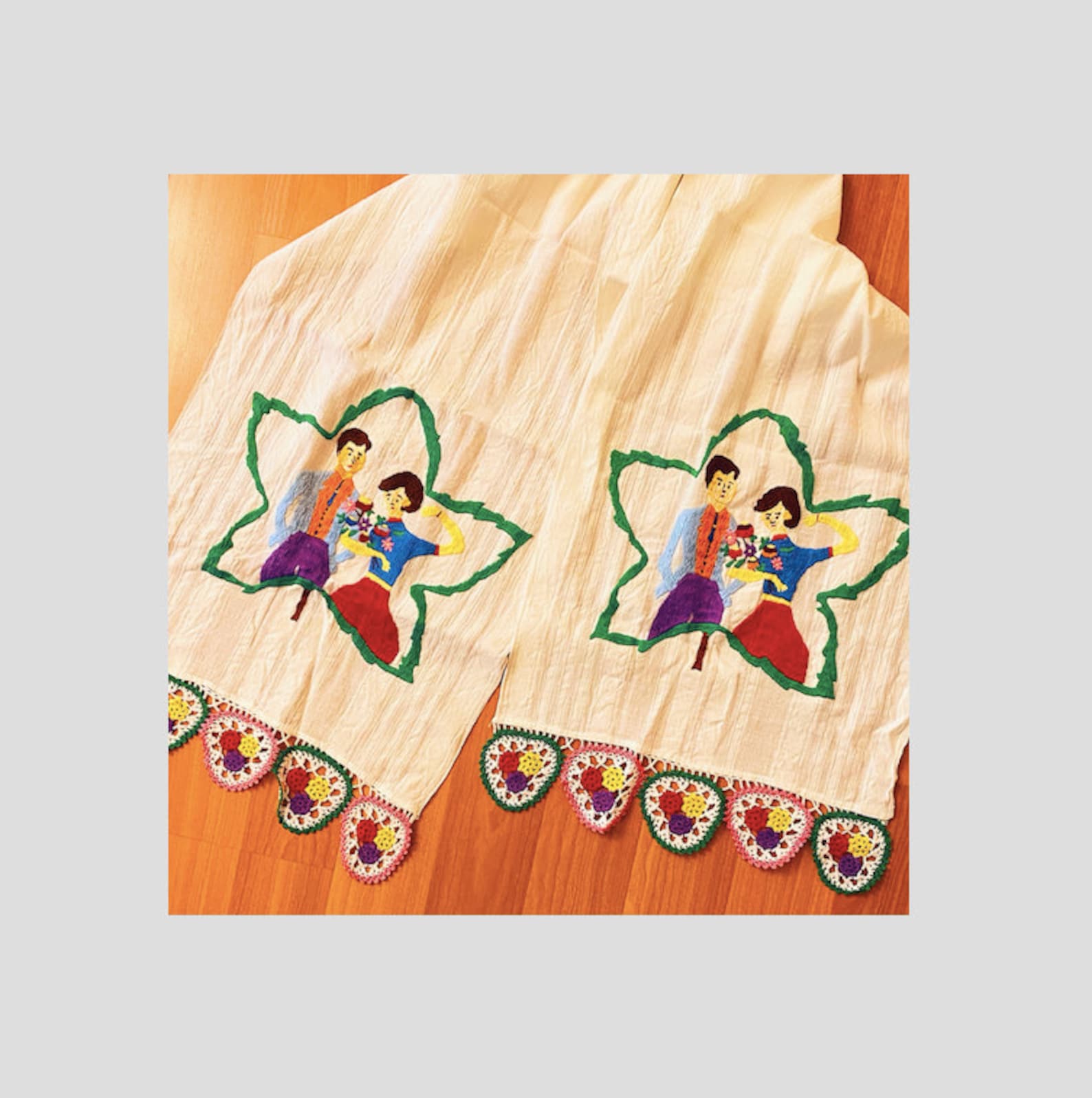 Vintage Folk Art Table Runner With Embroidered Bride and Groom - Etsy