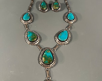 Exceptional Vintage Native American Navajo Blue Gem Turquoise Sterling Silver Squash Necklace Exceptional Vintage Native American Navajo Blue Gem Turquoise Sterling Silver Squash Necklace