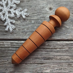 Wood Dibber, Hand Turned Cherry Wood Dibbler, Seed Planting Dibble, Handcrafted Garden Tool, Bulb Planter, Garden Gift