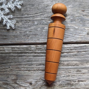Cherry Wood Garden Dibber, Hand Turned Cherry Wood Dibbler Tool, Seed Planting Dibble, Handcrafted Garden Tool, Bulb Planter