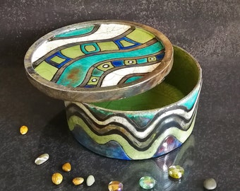 Round raku ceramic box with geometric and wavy designs, for storing objects, candies, jewelry and much more, customizable color