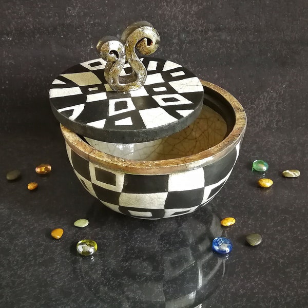 Boîte à bijoux en céramique Raku avec décoration en mosaïque noire et blanche, couleur personnalisable, différentes tailles disponibles