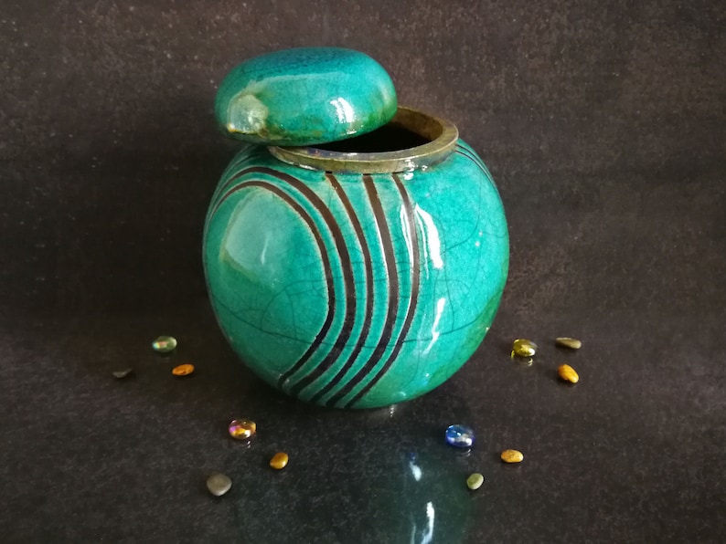 Raku ceramic spherical turquoise urn for human or pet ashes, various colors available, engravable, capacity 18 / 45 / 85 / 180 cubic inches image 4