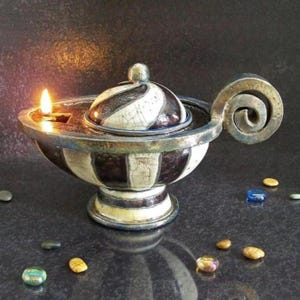 Raku Ceramic Aladdin’s Lamp – Black & White Handmade Oil Lamp, Collectible Ancient-Inspired Clay Lantern - Customizable Colors