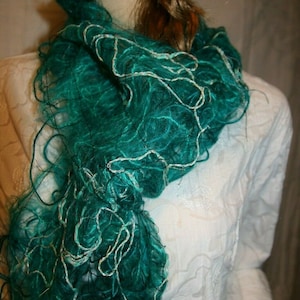 Scarf Handmade Crazy Wool sewn similar to Nuno felt 200 x 20 cm 70% Poly 20BW 10 metal thread
