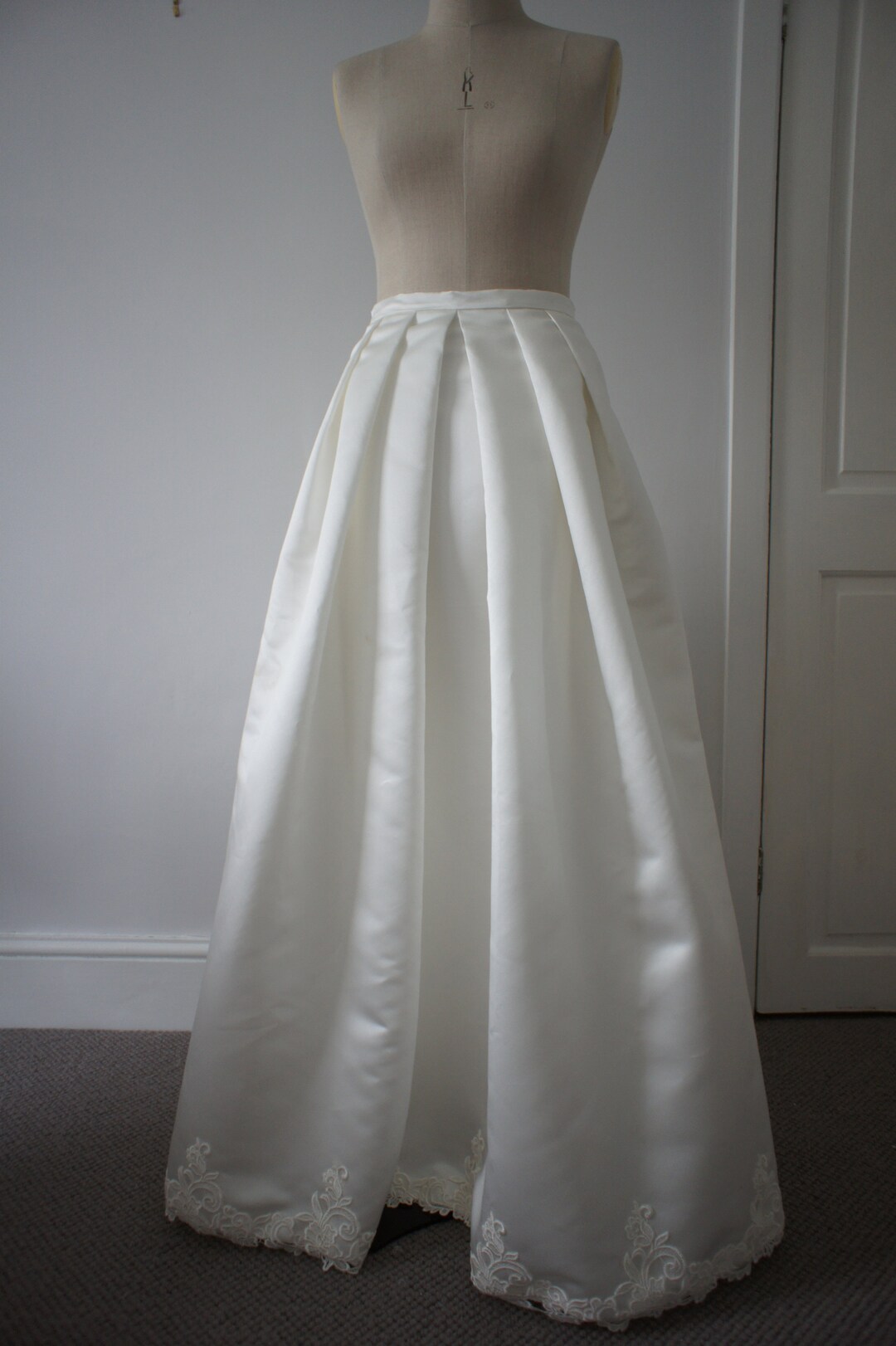 Buy Duchess Satin Box Pleat Skirt With Guipure Lace Detail on Hem and  Pockets Online in India