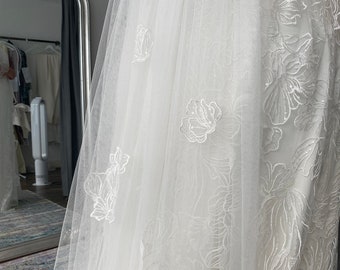 Design your own bespoke and custom veil