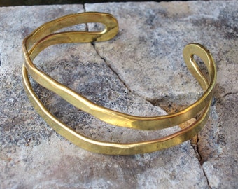 Hammered Raw Brass Cuff Bracelet, Geometric Gold Statement Bracelet, Modern Simple Bracelet, Handmade Artisan Bracelet, Jewelry Gift for Her