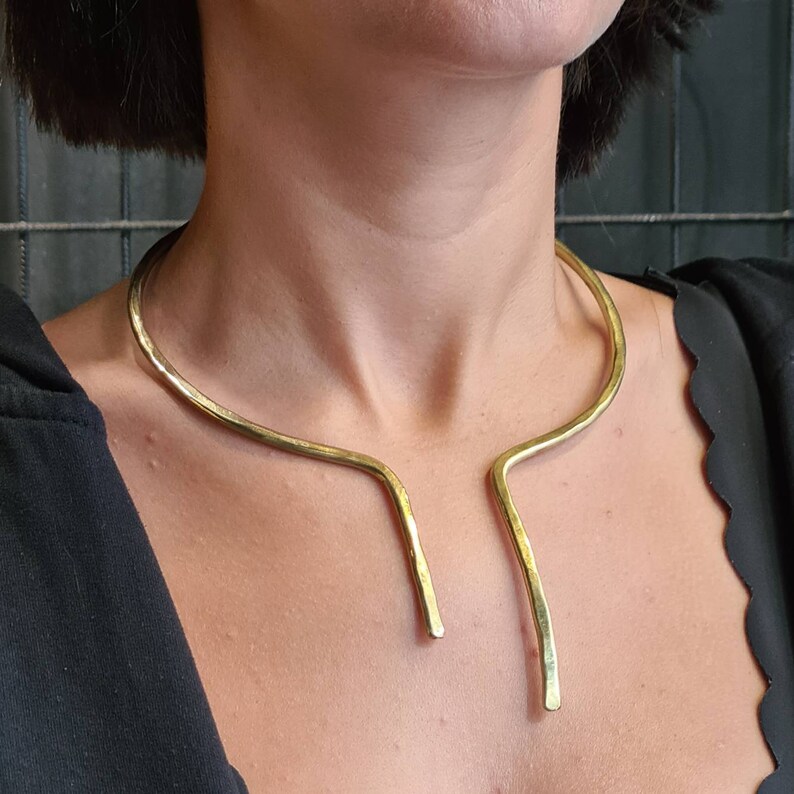 Hammered Brass Tribal Choker Necklace, Open Cuff Flexible Neckla Hammered Brass Tribal Choker Necklace, Open Cuff Flexible Neckla