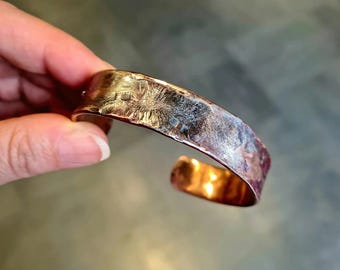 Mens Copper Cuff Bracelet, Hammered Copper Wide Cuff Bracelet Textured with Silver, Fathers Day Gift, Unisex Thick Copper Cuff, Mens Jewelry