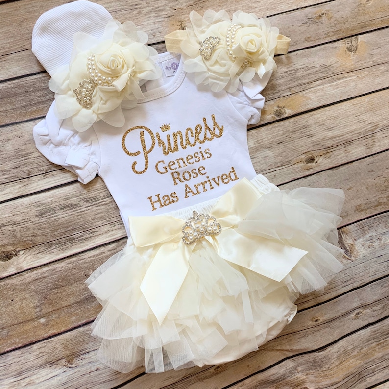 The Princess Has Arrived / Baby Girl Coming Home Outfit Gold / Etsy