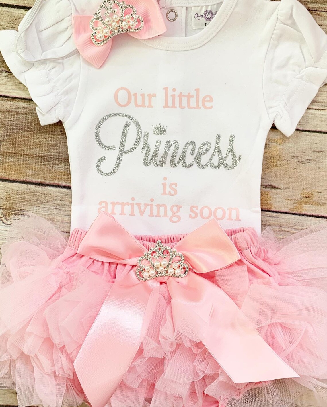 Pregnancy Announcement outfit/ Baby Girl coming soon / Etsy