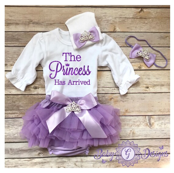 the princess has arrived coming home outfit
