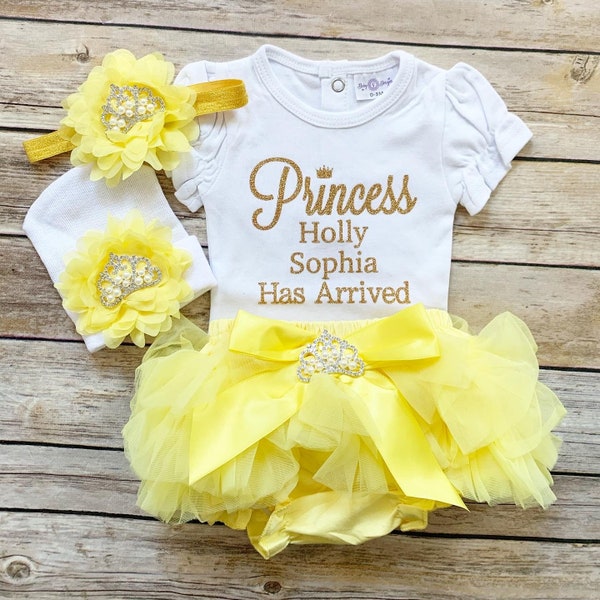 The Princess Has Arrived / Baby Girl Coming Home Outfit Yellow / Personalized Yellow Coming Home Outfit