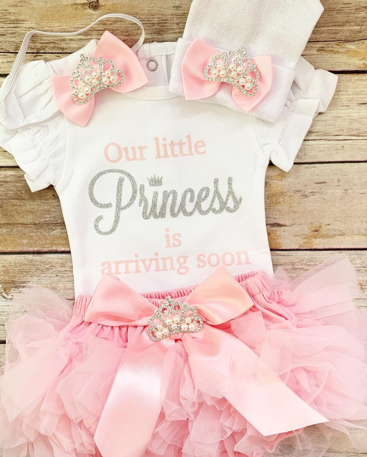 Pregnancy Announcement outfit/ Baby Girl coming soon / Etsy
