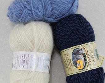 Vintage Assorted Lion Brand Ivory and Blue Yarns (FREE SHIPPING)