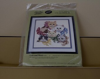 Vintage Something Special Cats and Bows Counted Cross Stitch Pattern Kit - New (FREE SHIPPING)