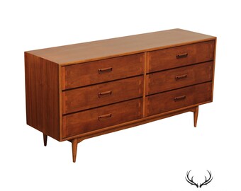 Lane Mid Century Modern Walnut Acclaim Long Dresser